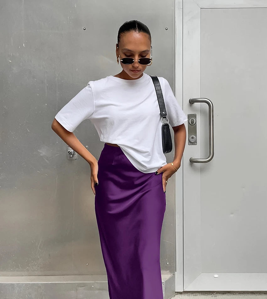 Elegant Satin Black Trumpet Skirt