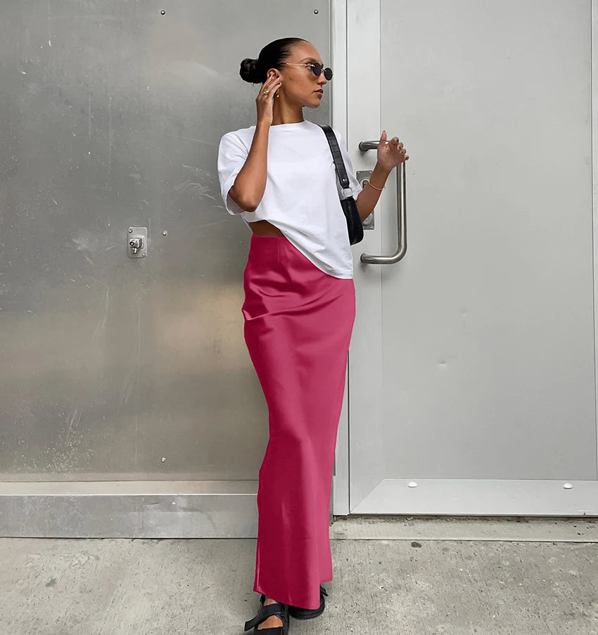 Elegant Satin Black Trumpet Skirt