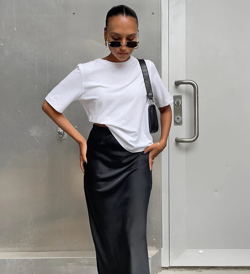 Elegant Satin Black Trumpet Skirt