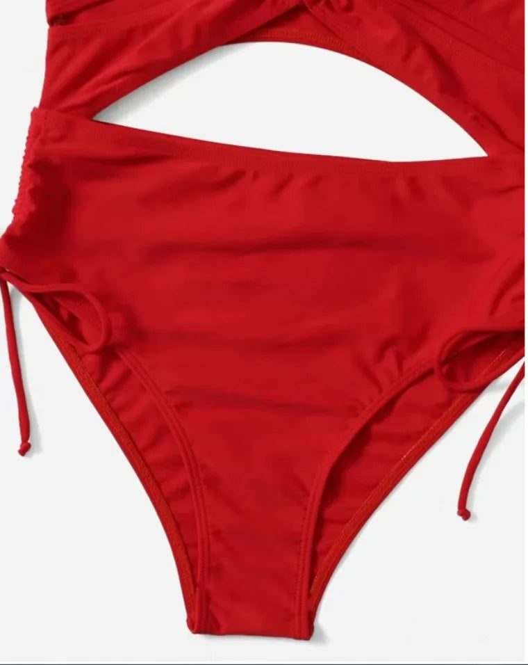 Sexy One Piece Swimsuit Black Swimwear New 2024 Women Cutout Monokini Brazilian Cut Bikinis Criss Cross Swimwear Bathing Suit
