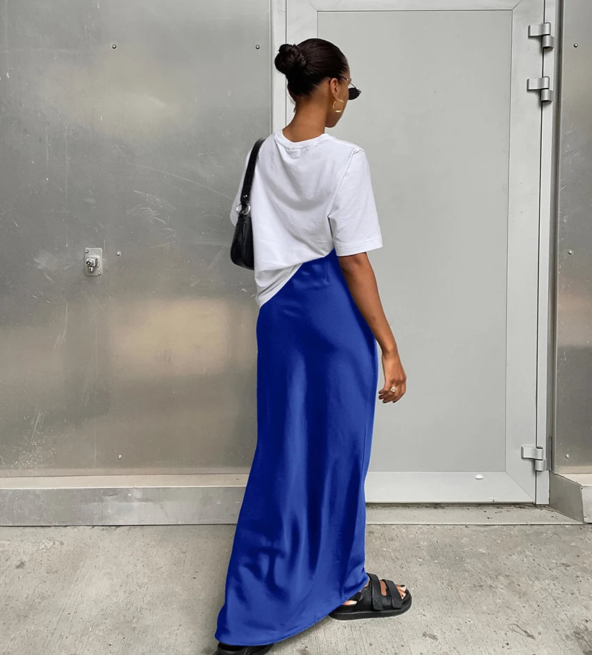 Elegant Satin Black Trumpet Skirt