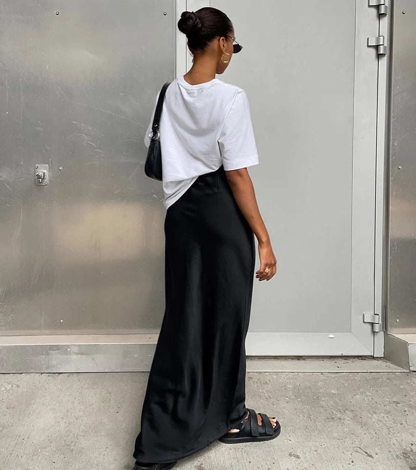 Elegant Satin Black Trumpet Skirt