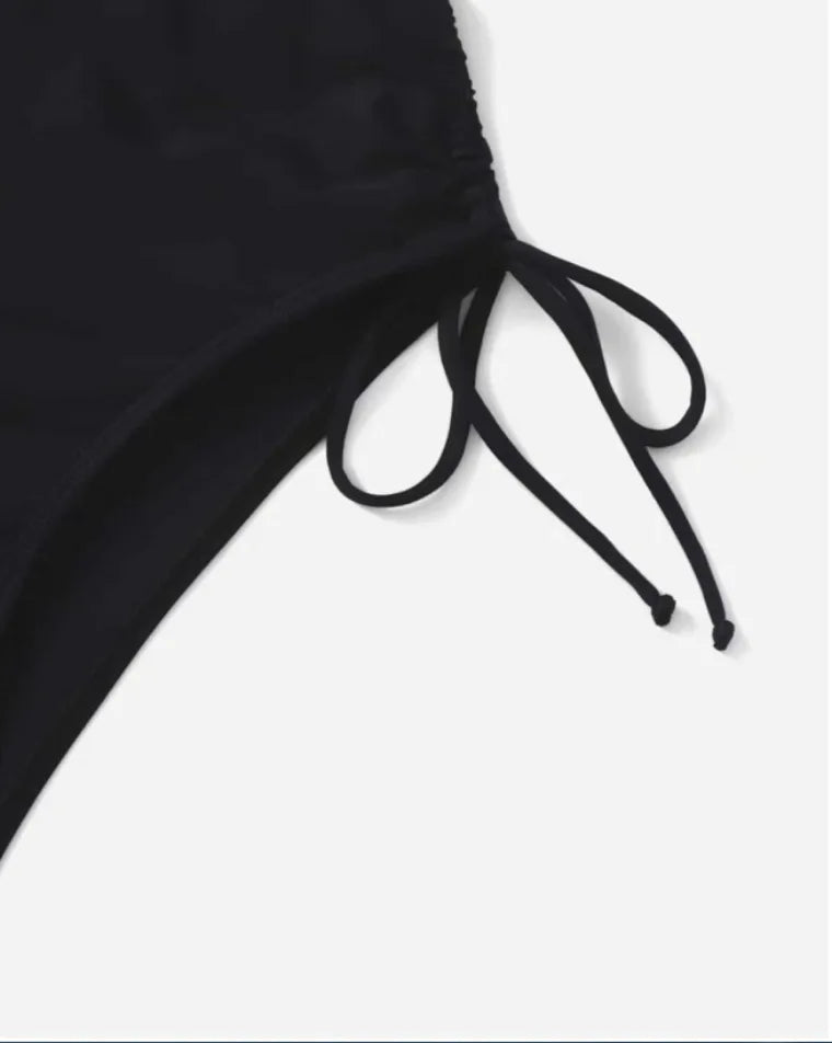 Sexy One Piece Swimsuit Black Swimwear New 2024 Women Cutout Monokini Brazilian Cut Bikinis Criss Cross Swimwear Bathing Suit