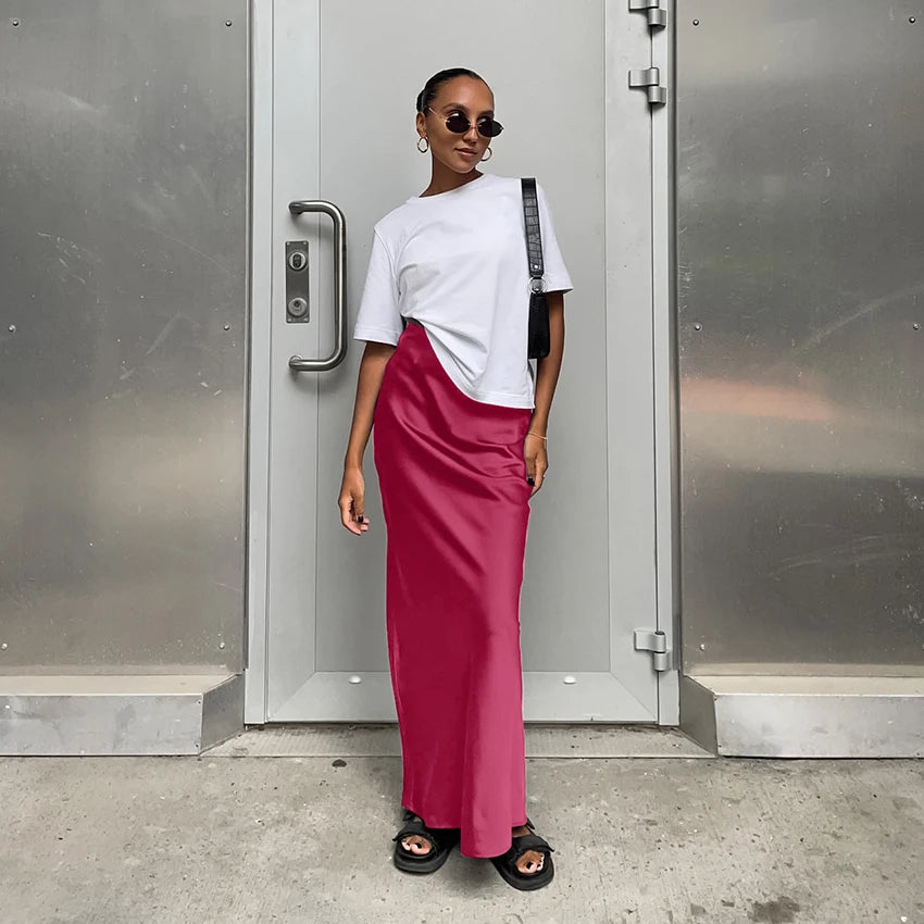 Elegant Satin Black Trumpet Skirt